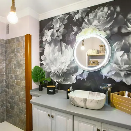 Mia Deluxe Holiday home